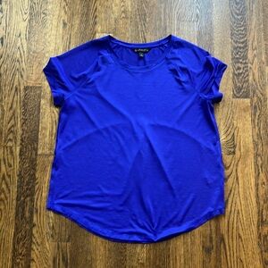 Athleta tee
